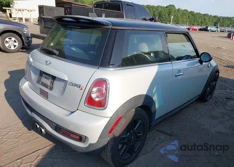 2013 Mini Cooper Cooper S из США, поврежденный, VIN WMWSV3C59DT480012